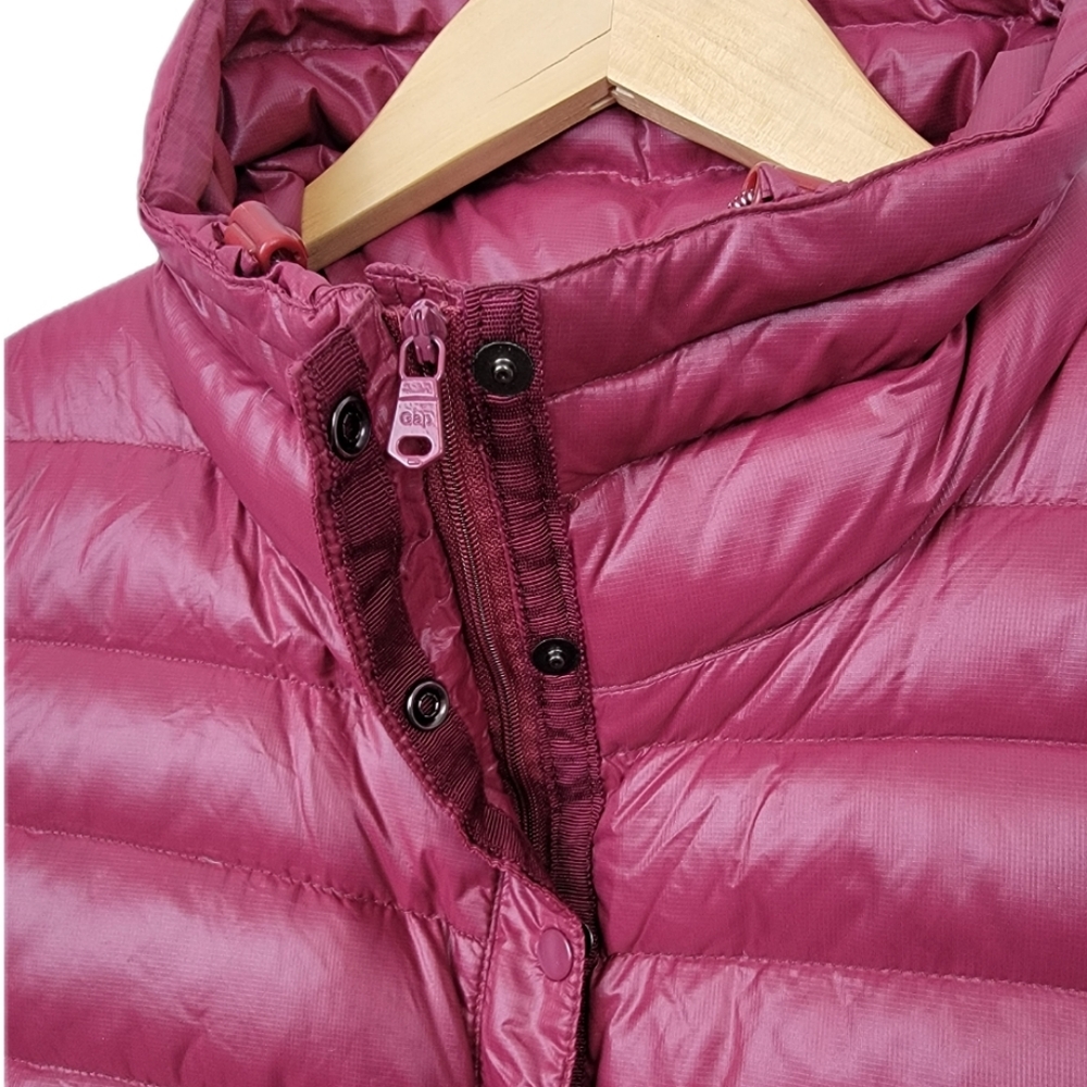Gap Down Filled Quilted Packable Puffer Vest - image 5